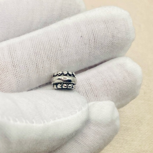 EUC Pandora 790175 Sterling Silver Ring Designer Bead/Charm - Picture 3 of 9